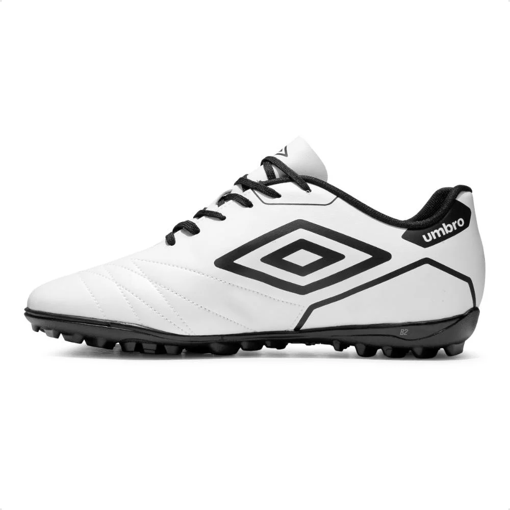 Chuteira Society Umbro Manchester Masculina Branco/Preto 2