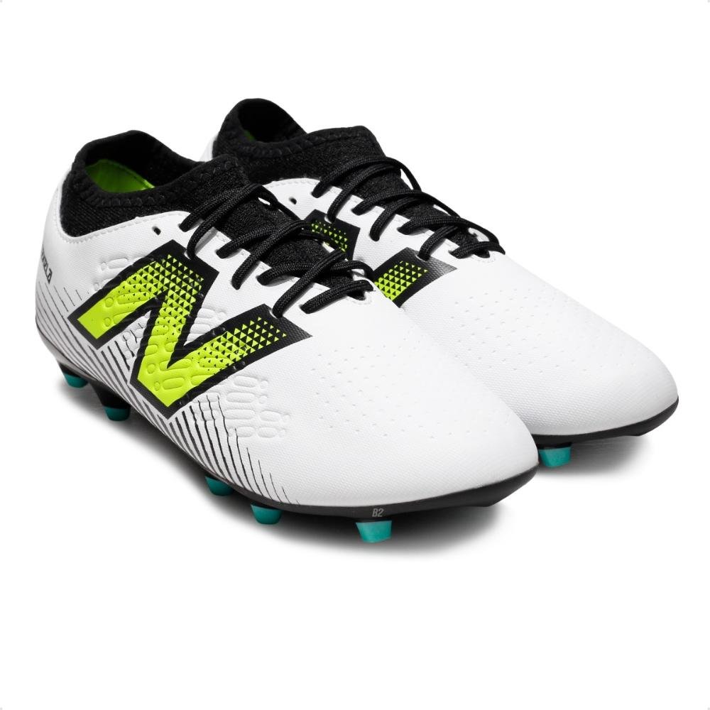 Chuteira Campo New Balance Tekela Magique FG V4+ Unissex Branco 3