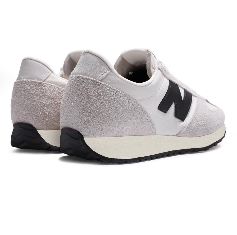 Tênis New Balance 471 Unissex Bege/Preto 5