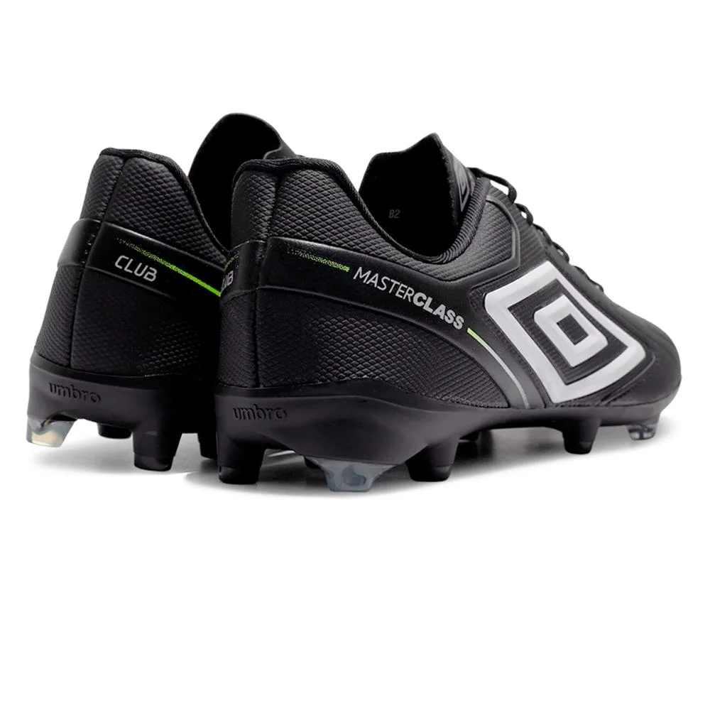 Chuteira Campo Umbro Master Class Club Masculina Preto/Branco 4