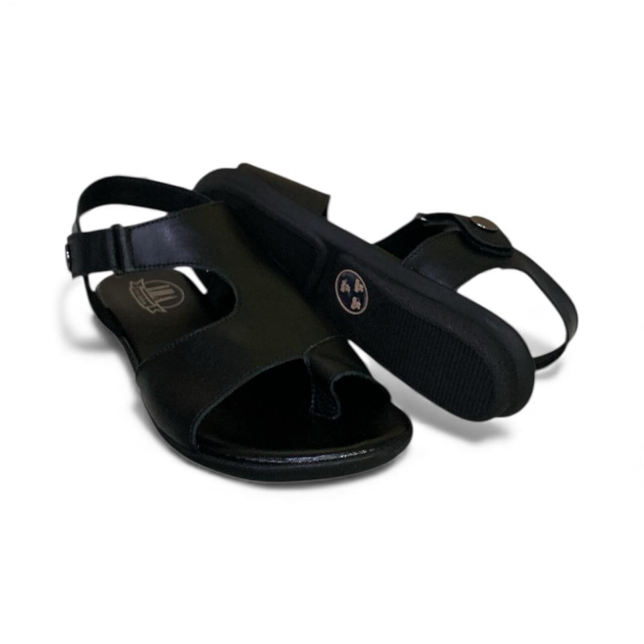 Sandália Feminina em Couro Rasteira BZ053 Preto 4