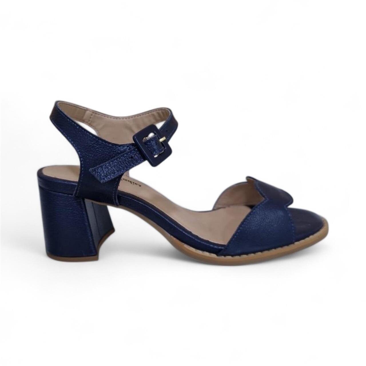 Sandália Feminina Dinapoli em Couro 177-93