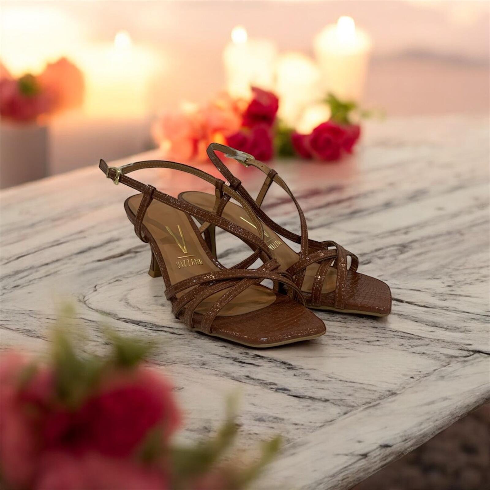 Sandália Feminina Vizzano Tiras Salto Taça Verniz Croco 6536.110 Marrom 5