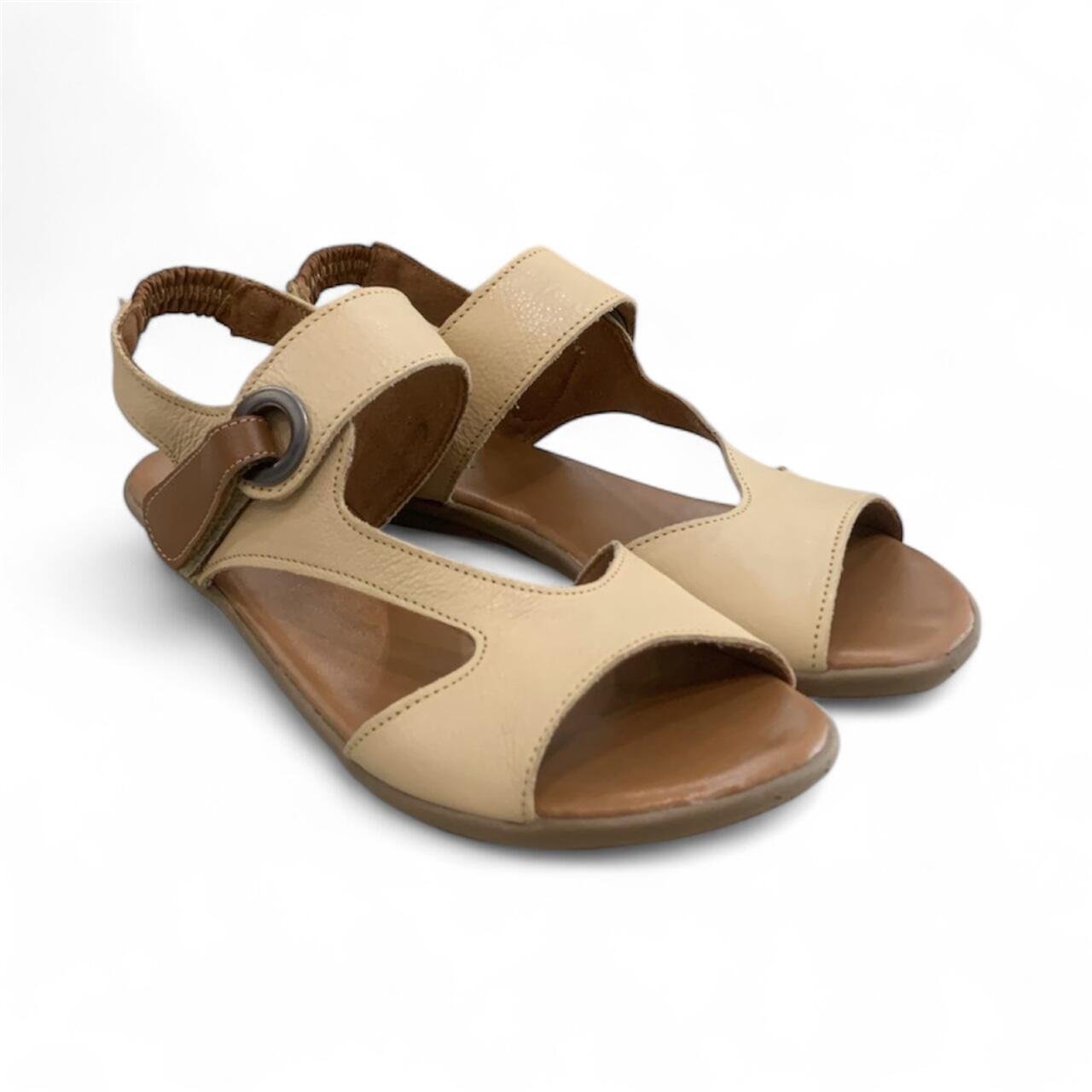 Sandália Feminina Flat Balatore em Couro BZ087 Bege 2