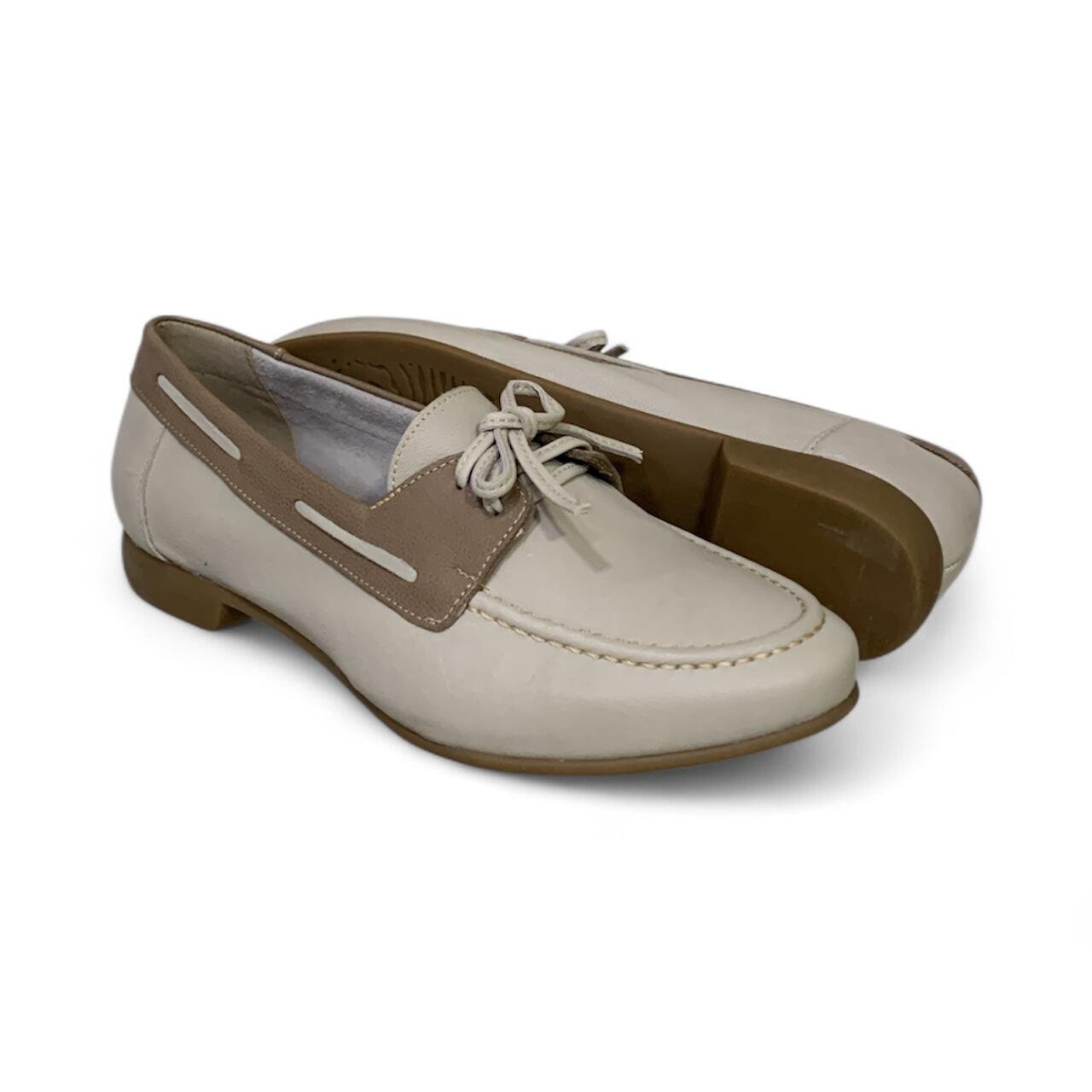 Mocassim Feminino Moscardini em Couro Laço 240930 Off White 3