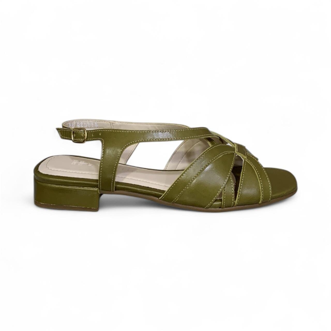 Sandália Feminina em Couro Salto Baixo Quadrado 411039