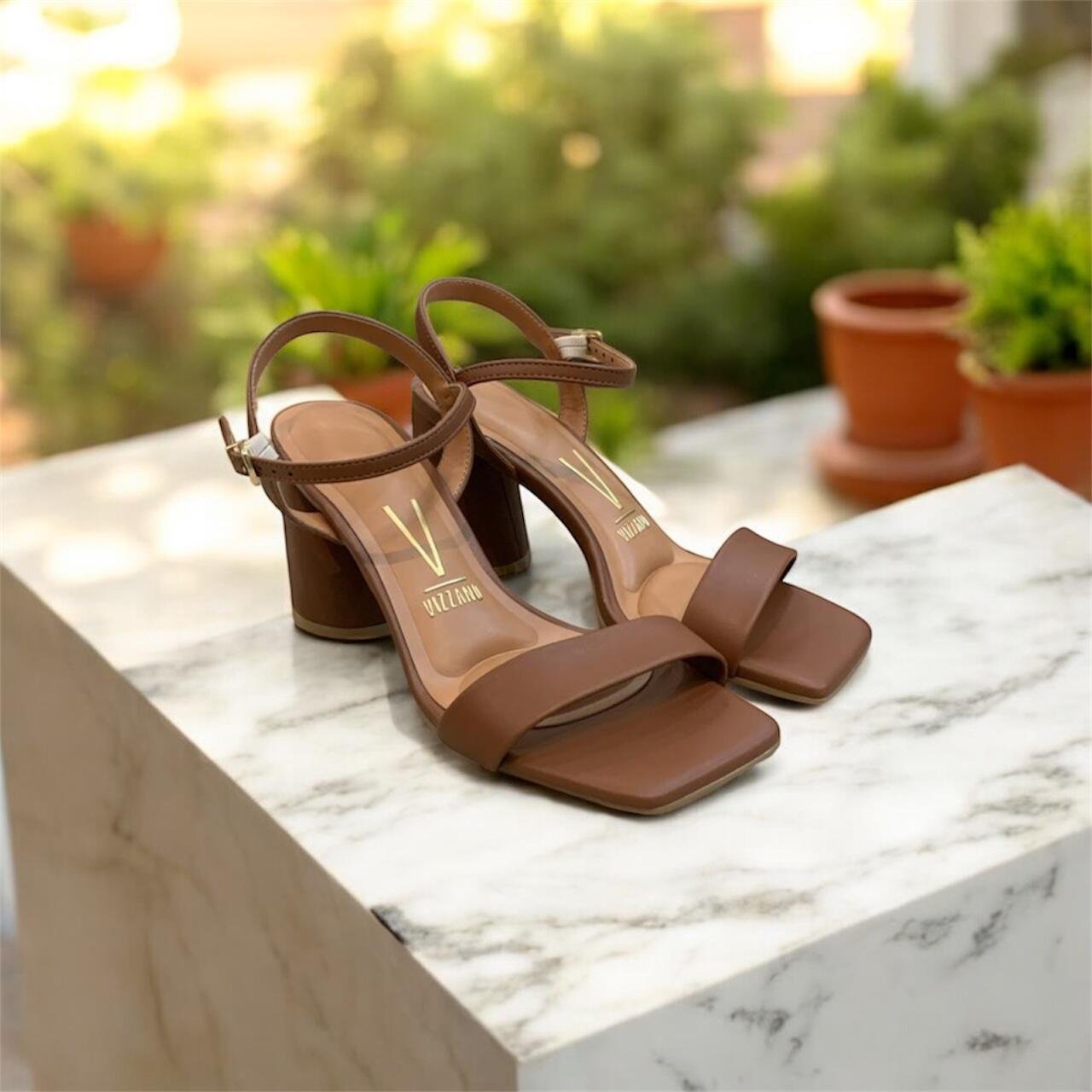 Sandália Feminina Vizzano Salto Grosso Bico Quadrado 6562101 Marrom 5