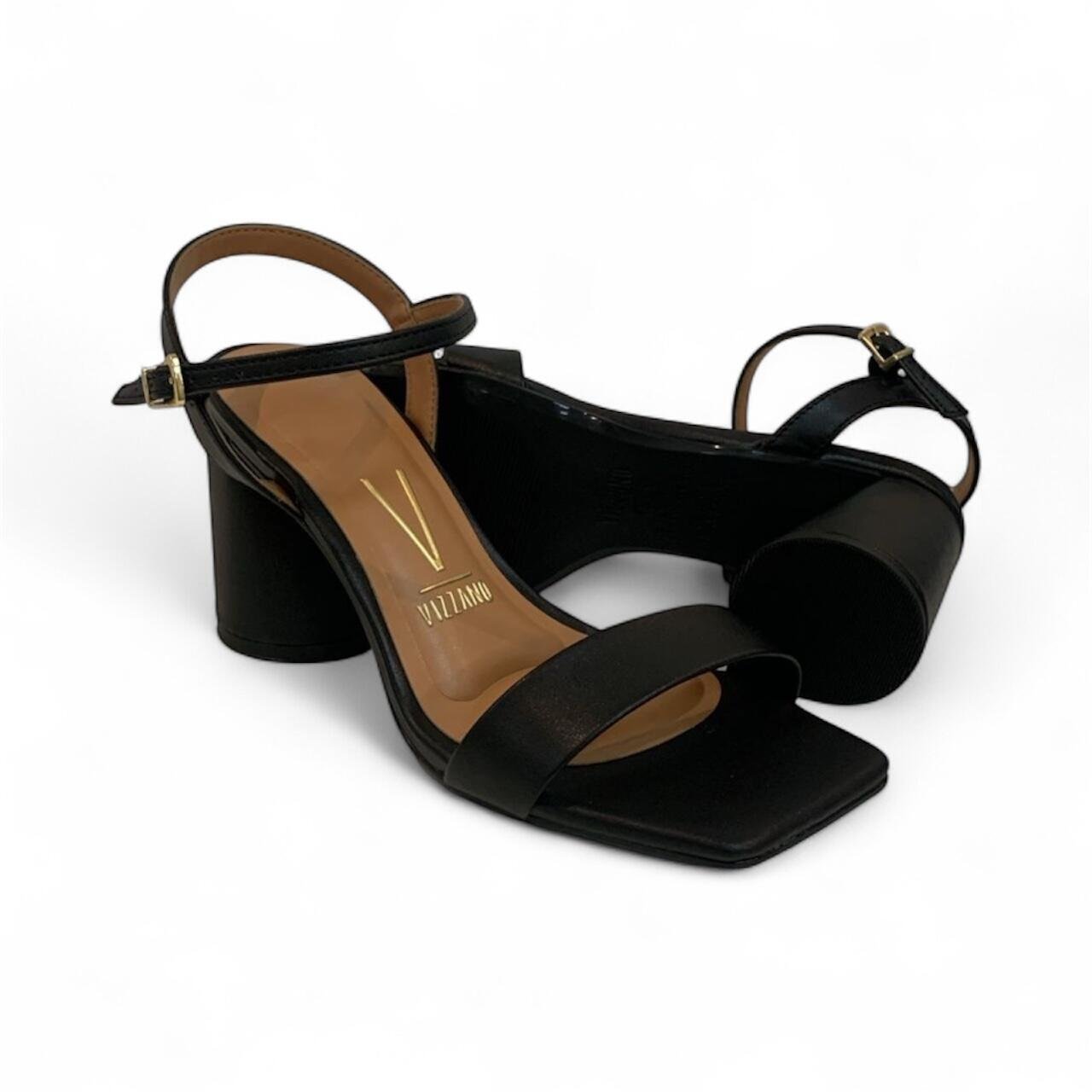 Sandália Feminina Vizzano Salto Grosso Bico Quadrado 6562101 Preto 4