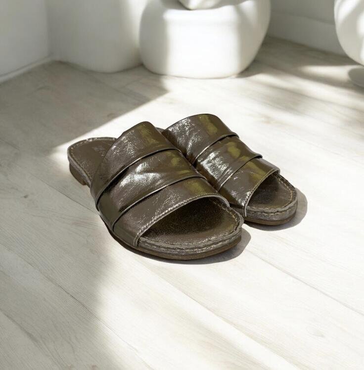 Chinelo Feminina  Moscardini em Couro 347416 Dourado 4