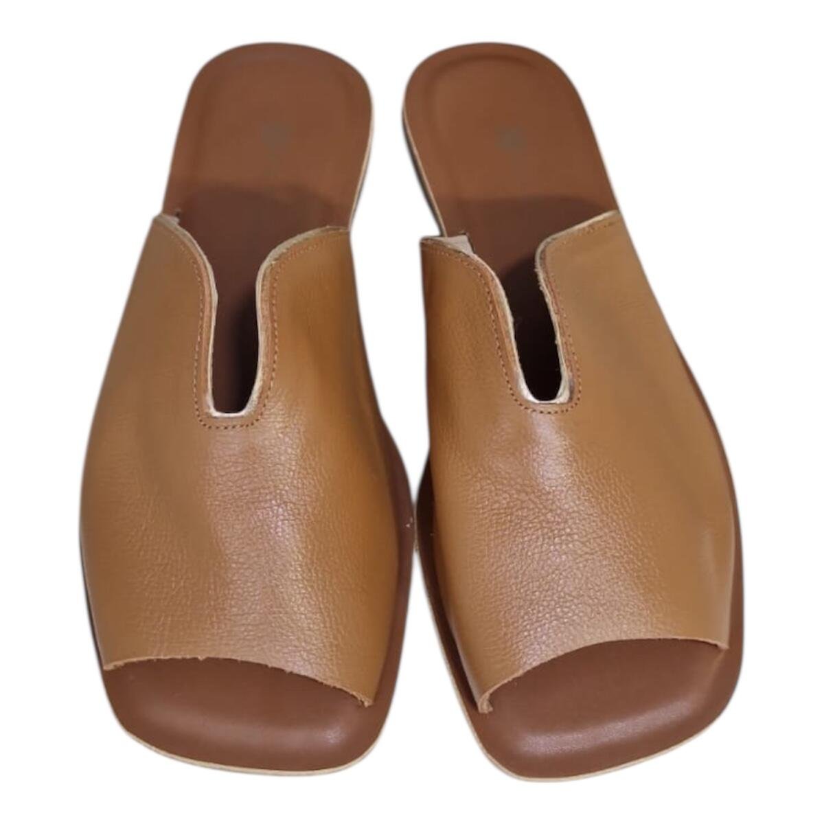 Sandália Feminina Dinapoli em Couro Rasteira Amêndoa 320054 Marrom 5