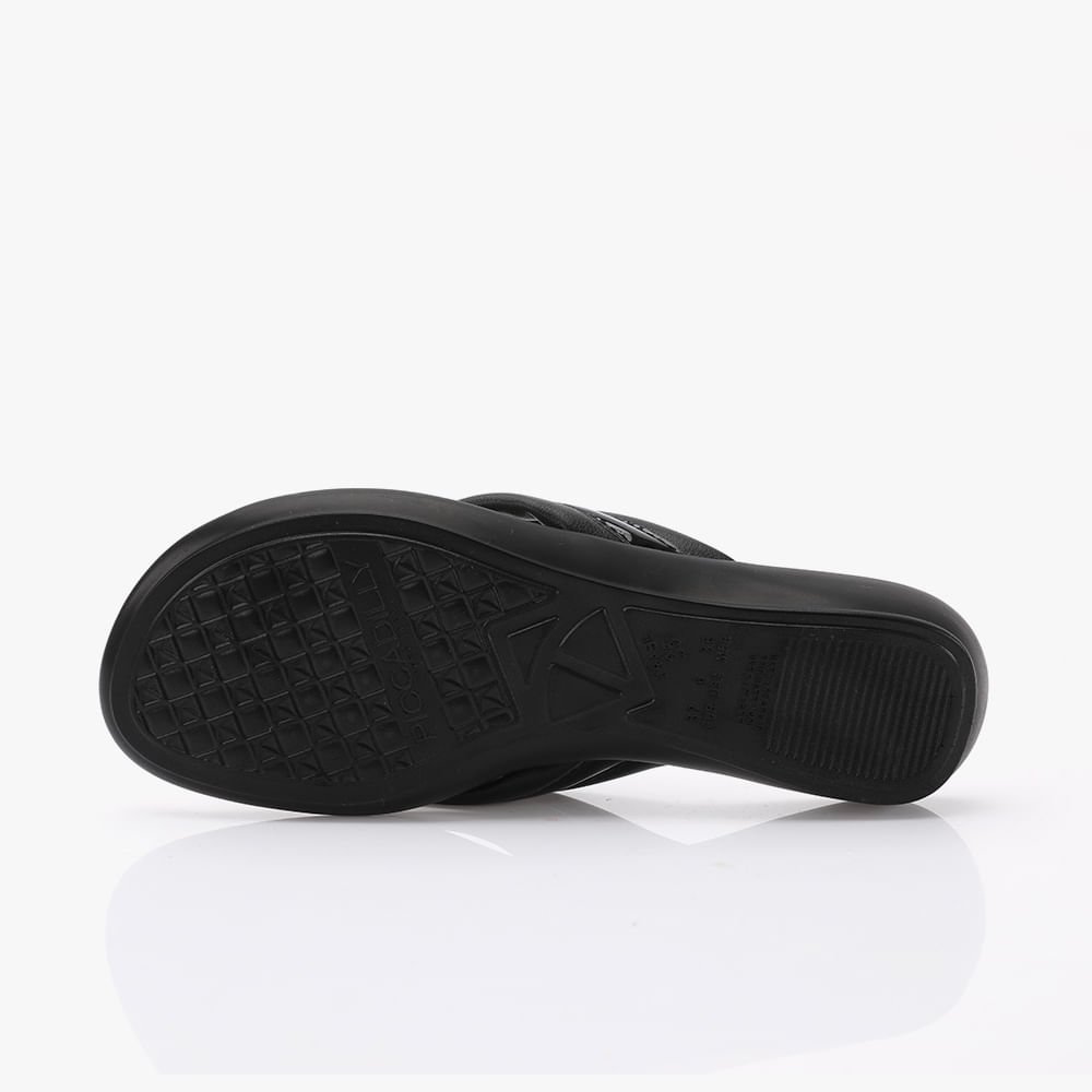 Chinelo Rasteira com Enfeite Preto 5