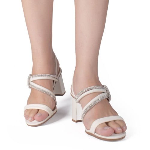 Sandália Dakota Salto Bloco Strass Primavera/Verão 2024 Branco 2