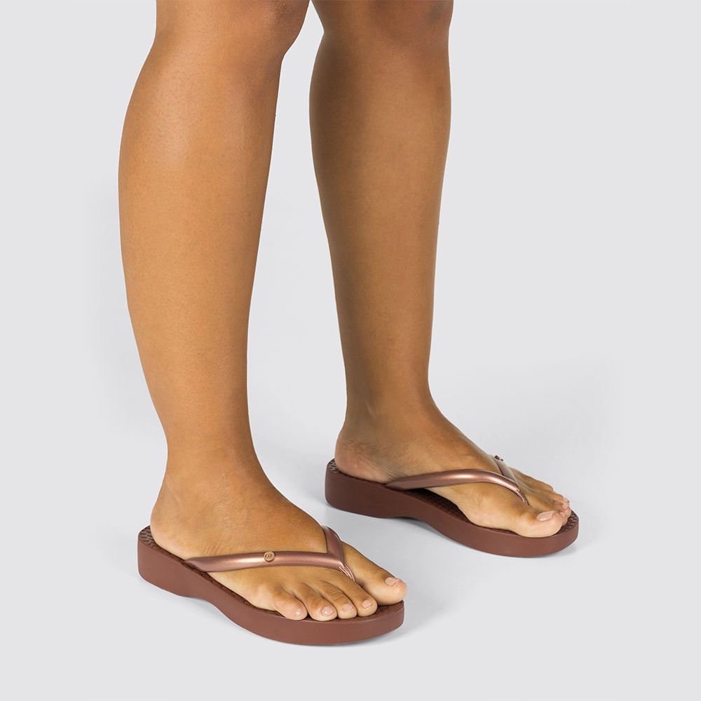 Chinelo de Dedo Rasteira Baixo Bia Light Marrom 4