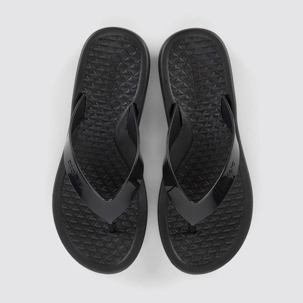 Chinelo Tamanco Iza Preto 2