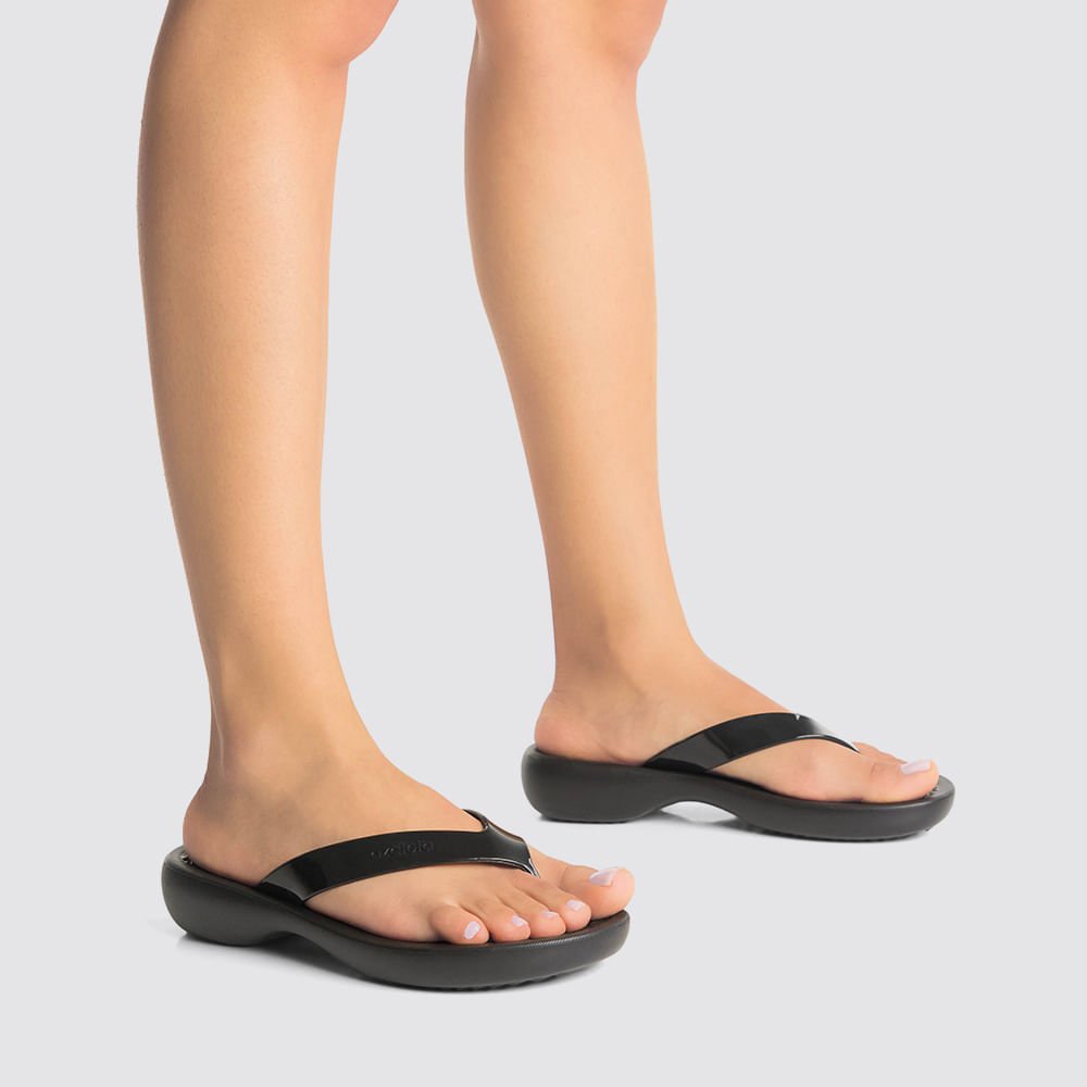 Chinelo Tamanco Iza Preto 4