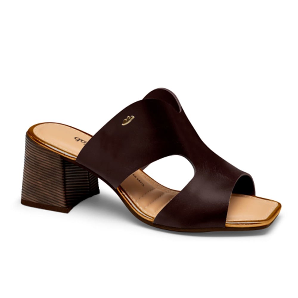 Tamanco Salto Bloco e Abertura Lateral