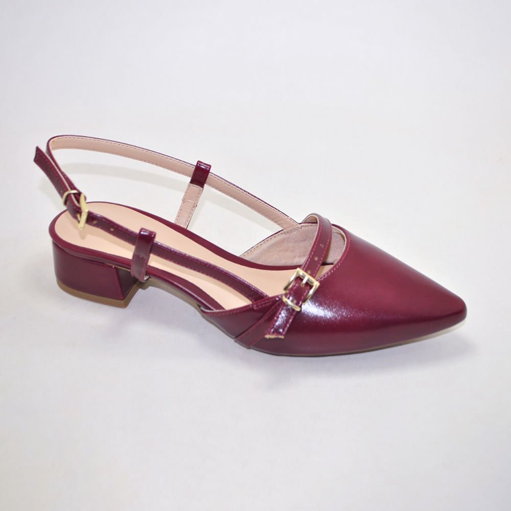 Sapato Salto Bloco Slingback com Fechamento Superior
