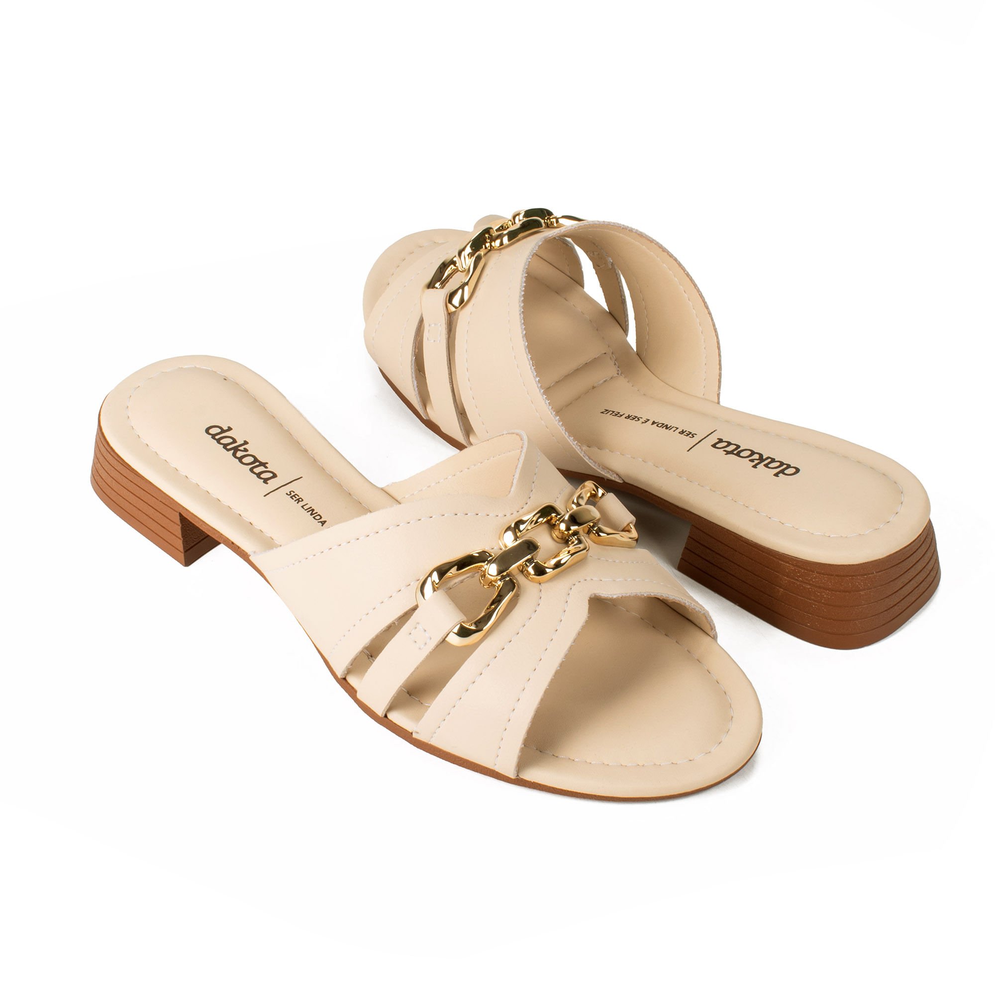 Tamanco Salto Baixo com Detalhe em Metal Bege 7