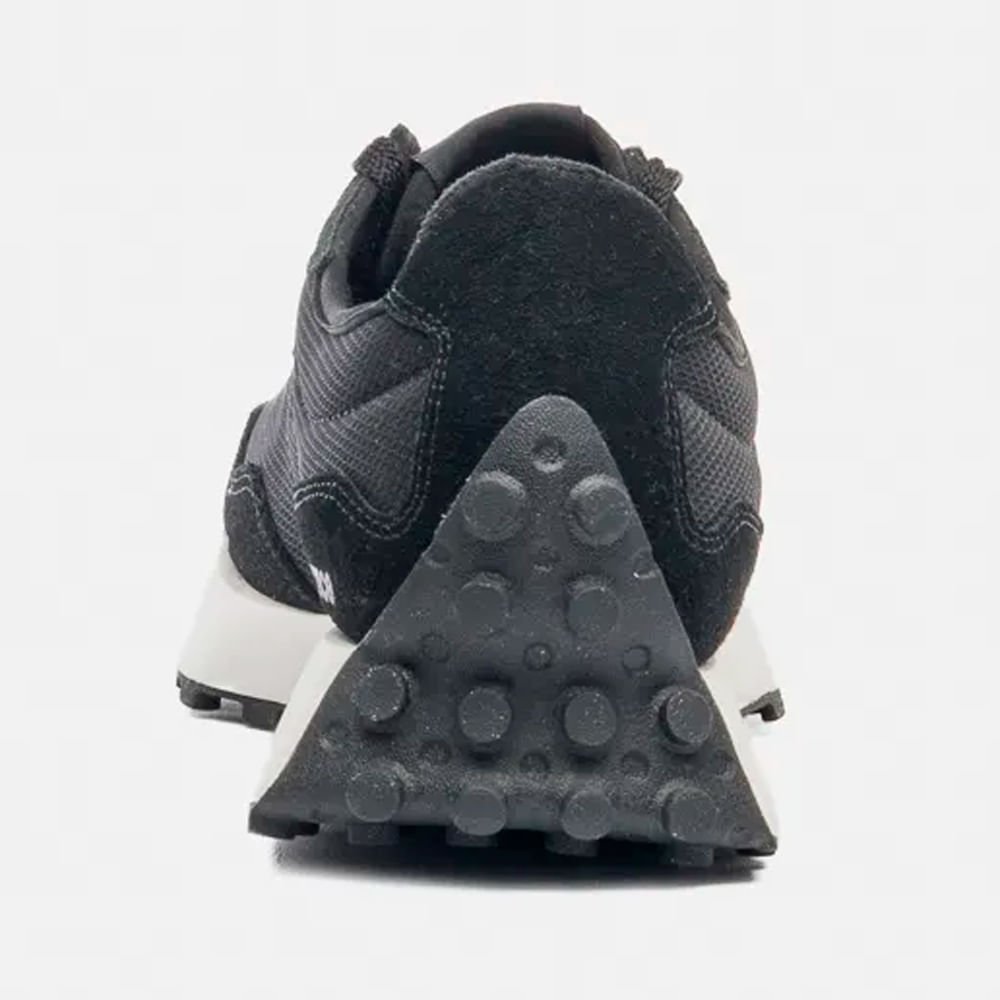 Tênis New Balance U327 Unissex Preto 6