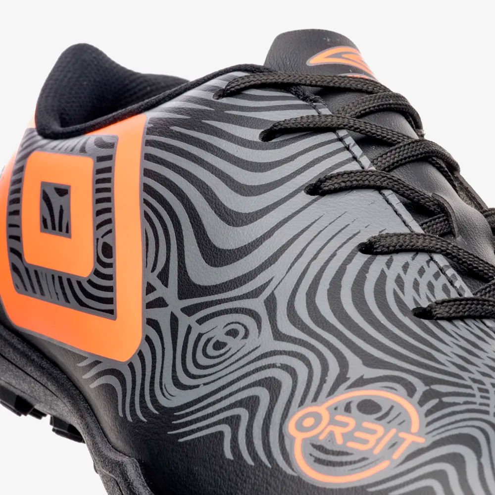 Chuteira Umbro Orbit Society Masculina Preto 8