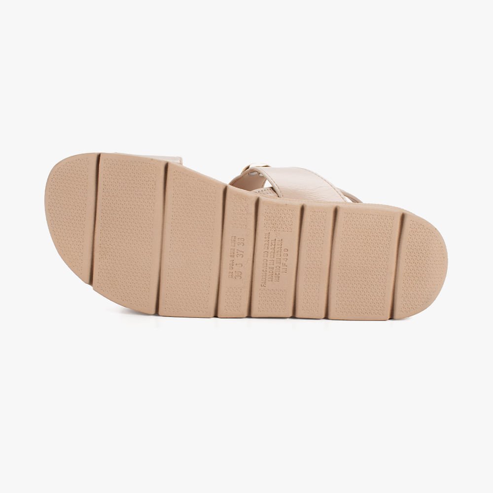 Sandália Flatform com Adornos Dourados Bege 4