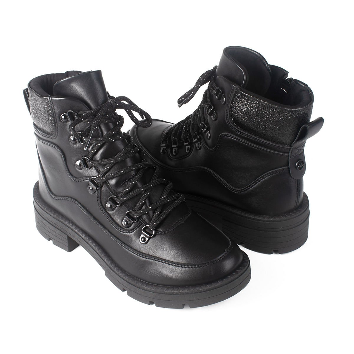 Bota Coturno Salto Baixo e Solado Tratorado Preto 9