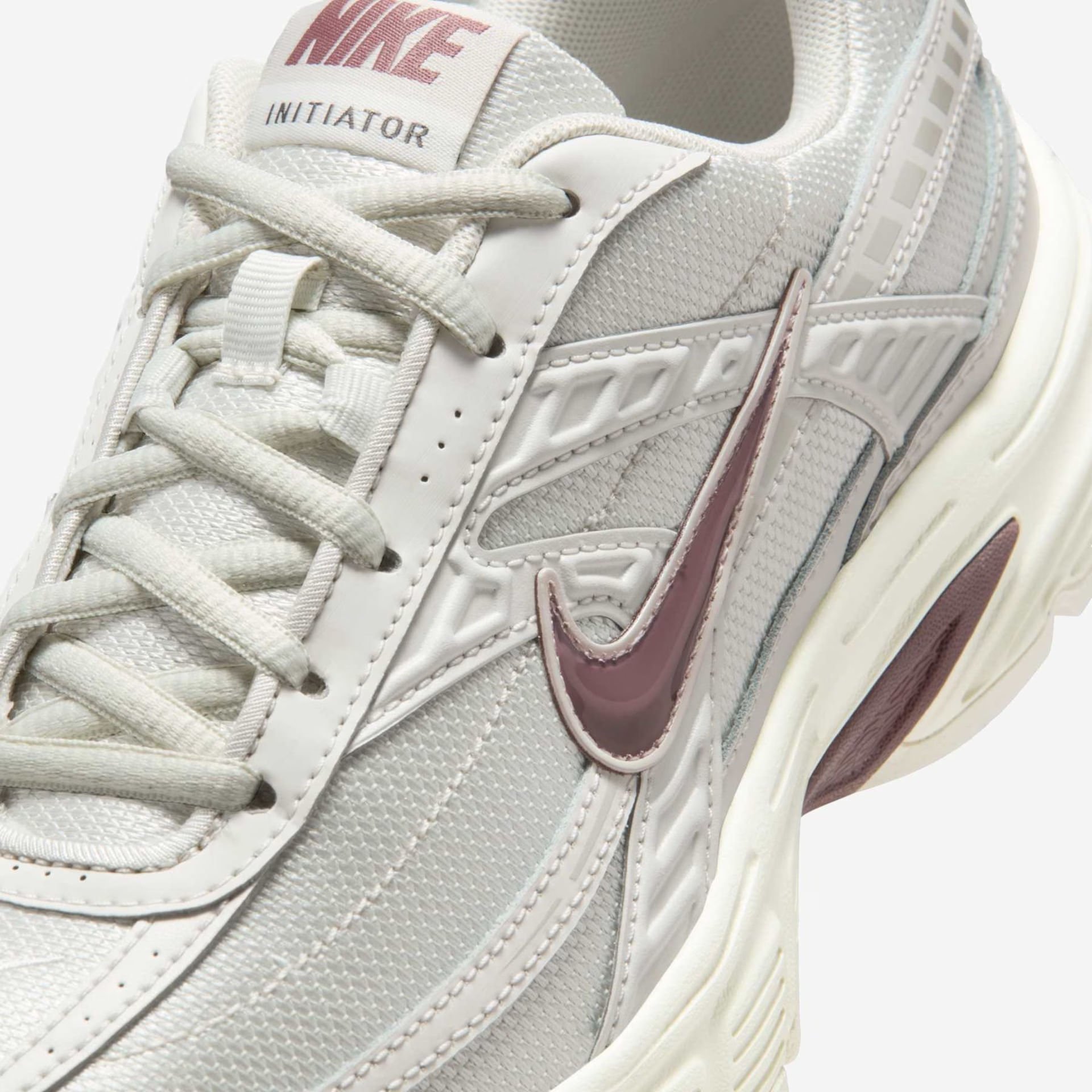 Tênis Nike Initiator Feminino Bege 5