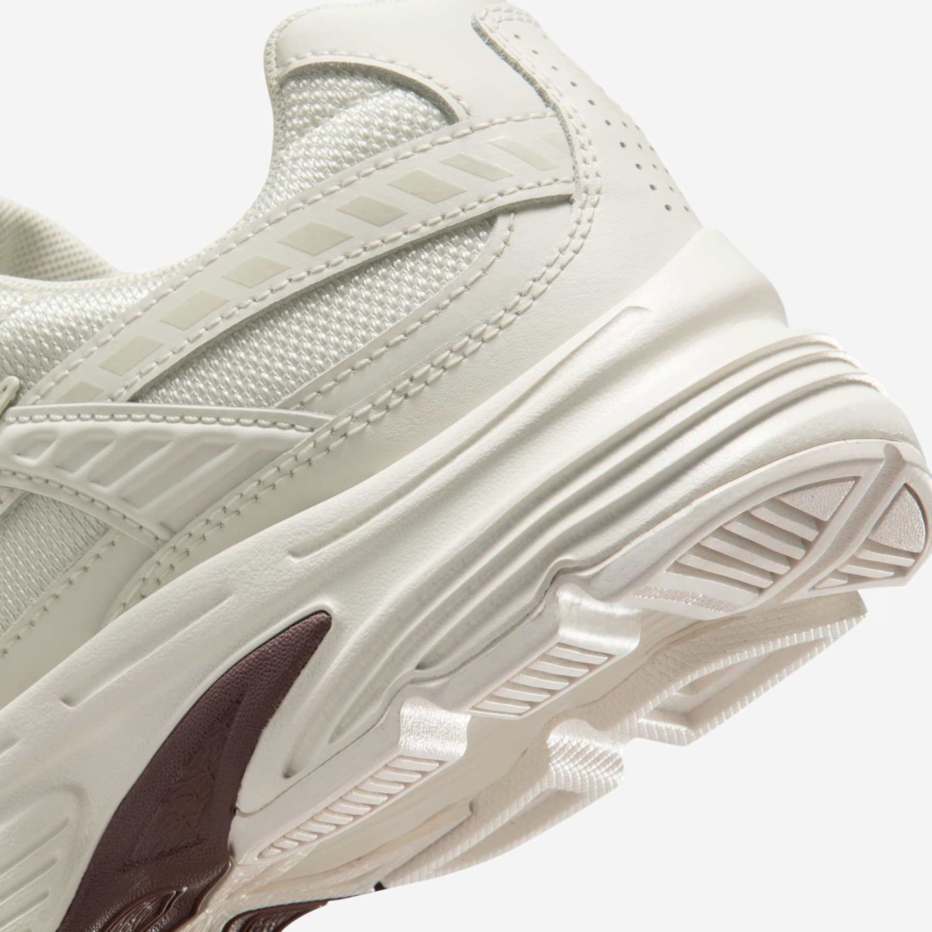 Tênis Nike Initiator Feminino Bege 6