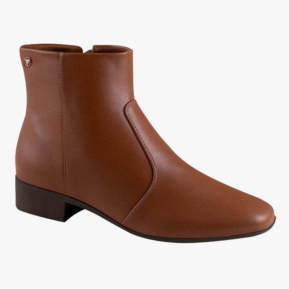 Bota Cano Curto e Salto Baixo Lisa