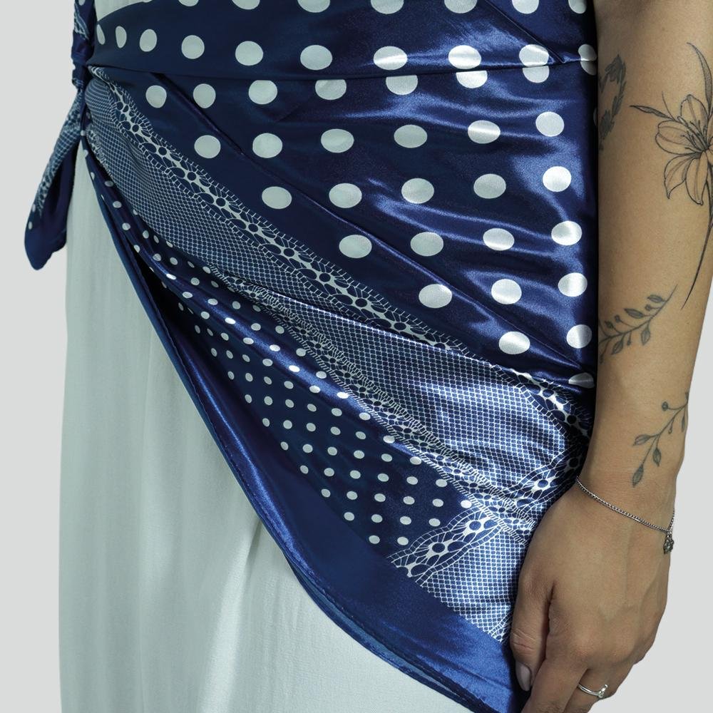 Lenço de Cetim com Poá Azul 5