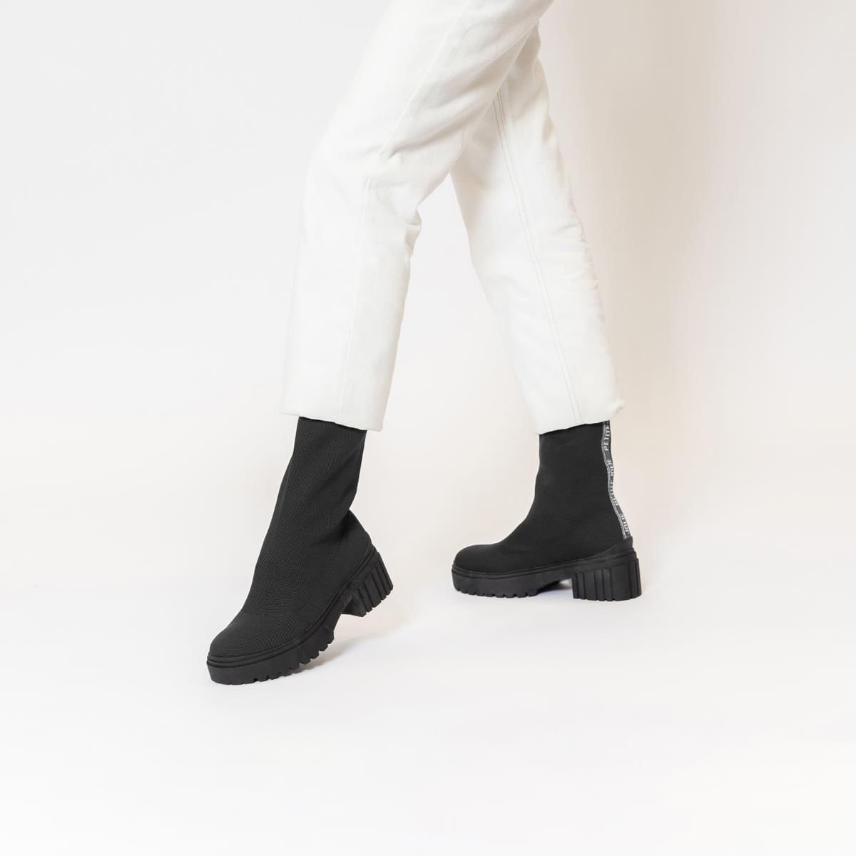 Bota Petite Jolie Knit Boot Preto/Sola Preto - PJ6735 Preto 4