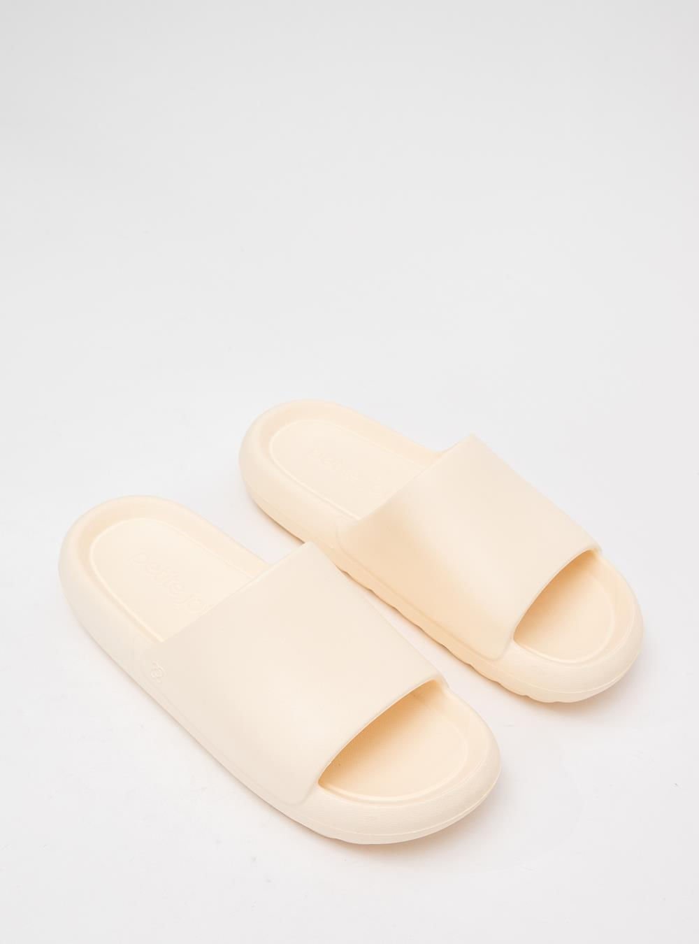Chinelo Slide Petite Jolie Hug Vanilla PJ7639 Bege 5
