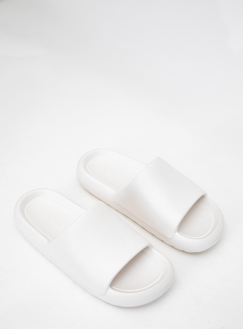 Chinelo Slide Petite Jolie Hug White PJ7639 Branco 2