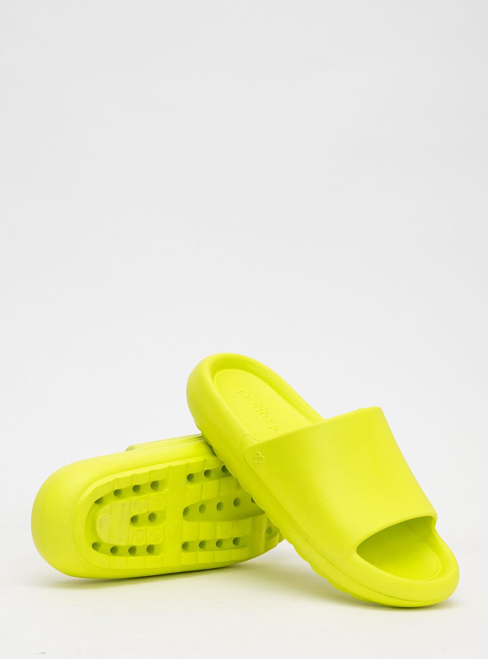 Chinelo Nuvem Petite Jolie Hug Limão PJ7639 Verde 5