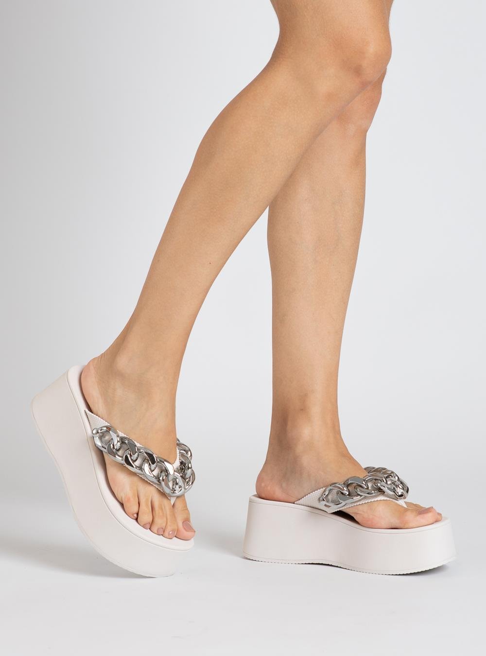 Chinelo Petite Jolie Plus II White/Níquel PJ7350II Branco 4