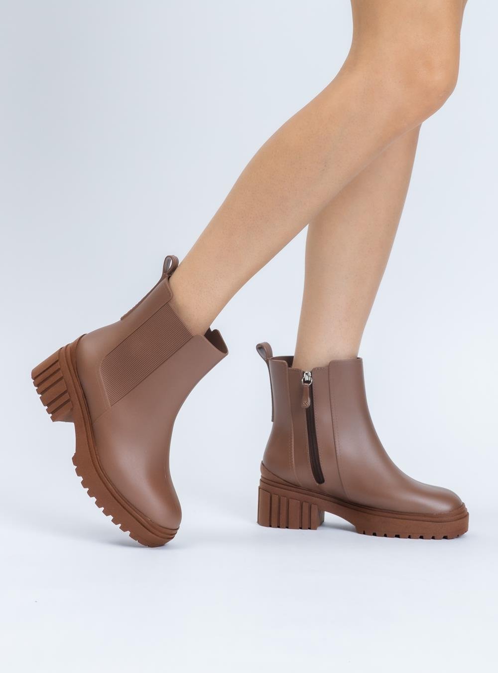 Bota Petite Jolie Chelsea Chocolate PJ6156 Marrom 6