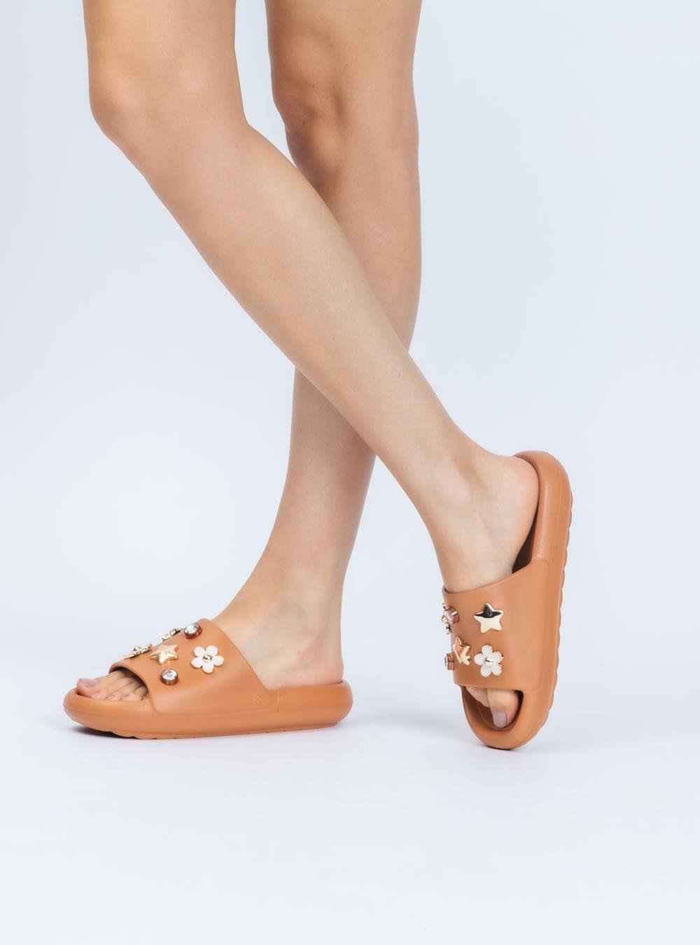 Chinelo Slide Petite Jolie Hug Doce De Leite PJ7733 Marrom 6