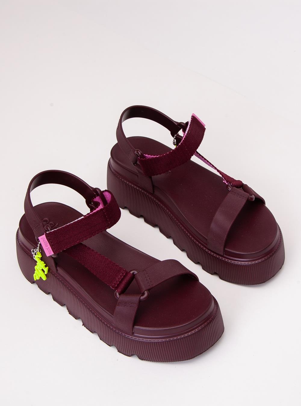 Sandália Petite Jolie Groove Berry PJ7737 Vinho 3