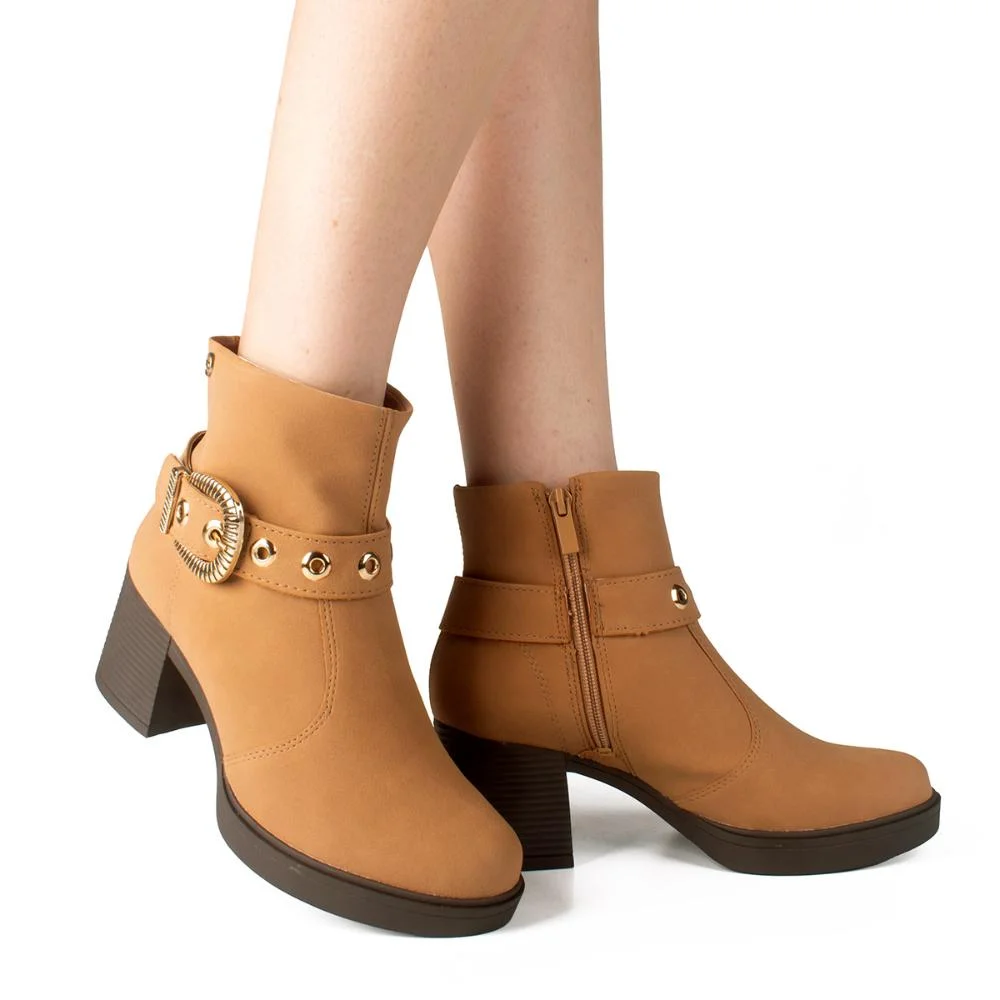 Bota Dakota de Cano Curto Feminina D0502 Marrom 2