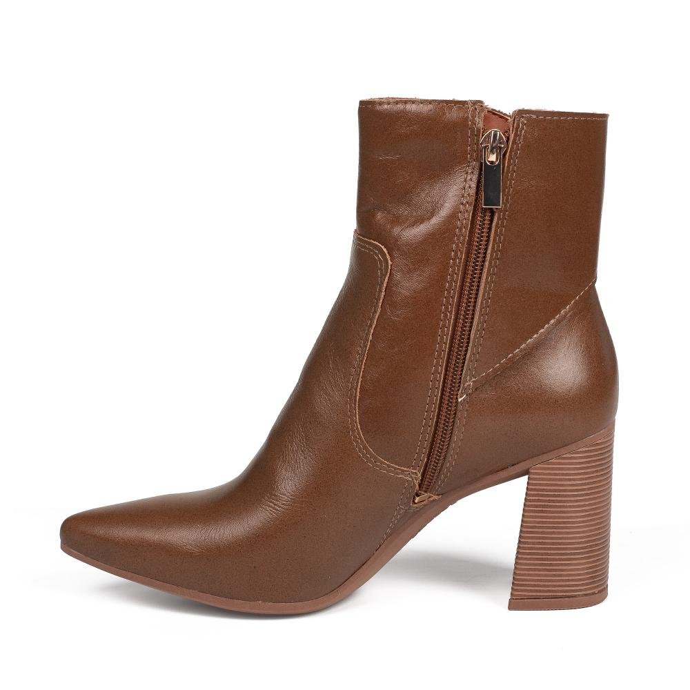 Bota Tanara Em Couro de Cano Curto Feminina T9561 Marrom 4