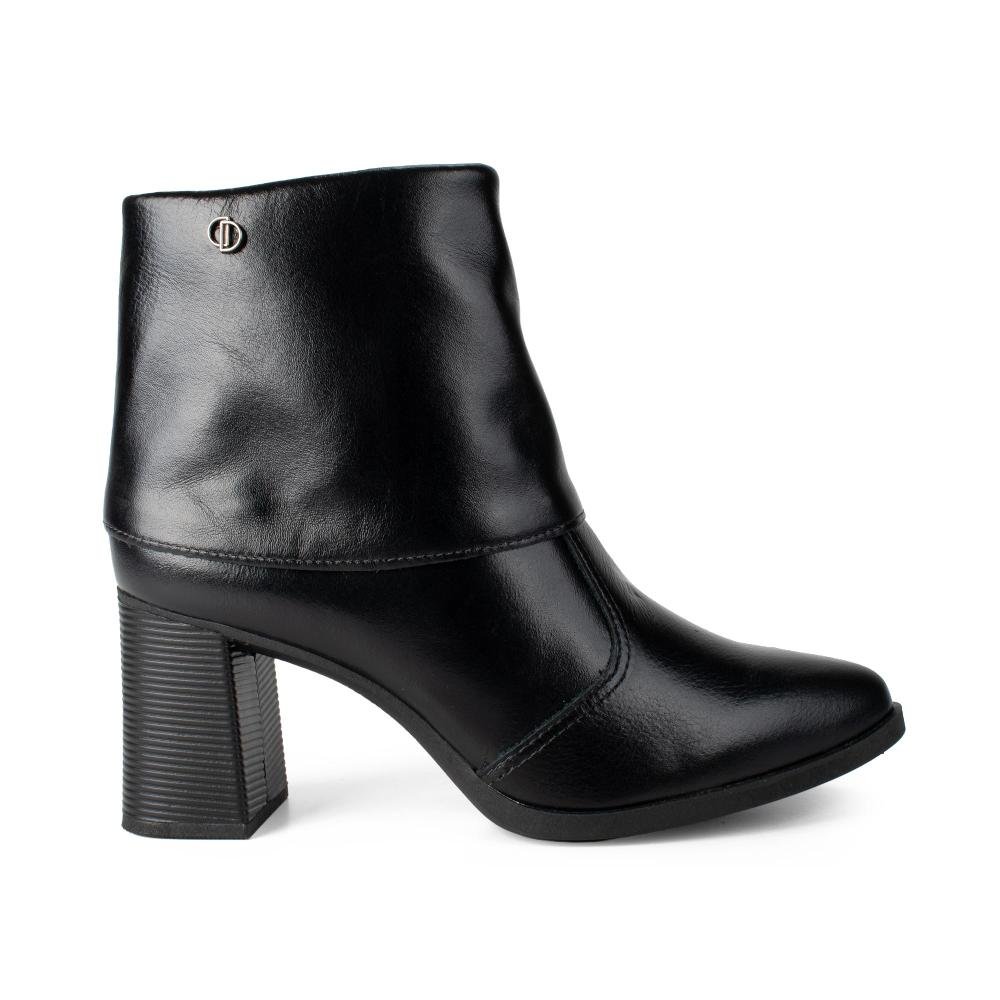 Bota Dakota de Cano Curto Em Couro Feminina D2381 Preto 4
