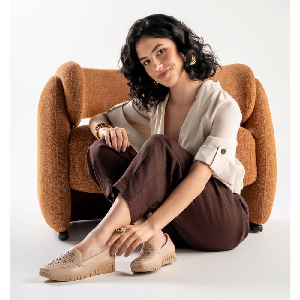 Mocassim Campesí Em Couro Feminino CE402 Bege 2