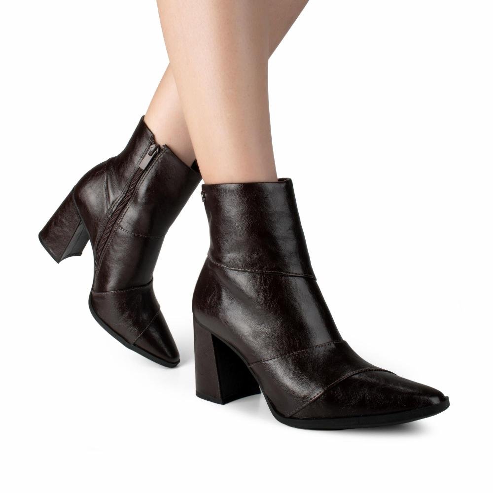 Bota Dakota de Cano Curto Feminina D2391 Café 2