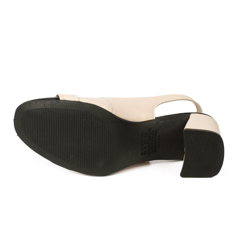 Sapato Dakota de Salto Bloco Feminino D2322 Off White/Preto 5