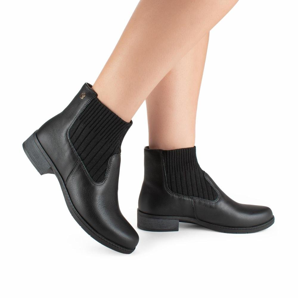 Bota Campesí Em Couro de Cano Curto Feminina CE572 Preto 2