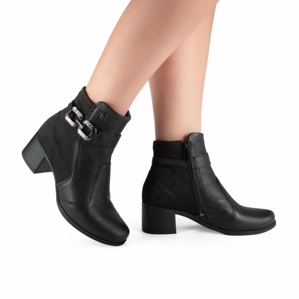 Bota Campesí Em Couro de Salto Bloco Feminina CE371 Preto 2