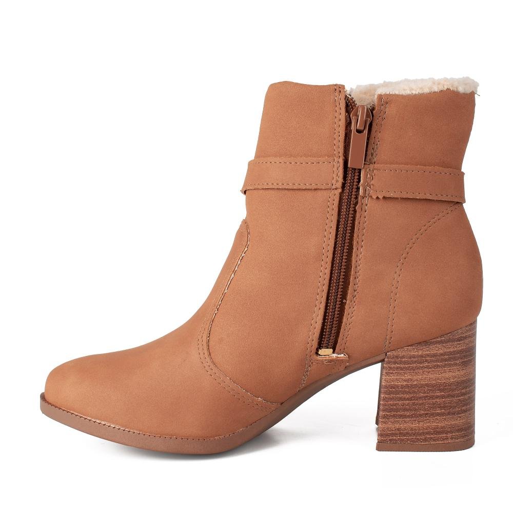 Bota Dakota de Cano Curto Com Pelos Feminina D2702 Marrom 4