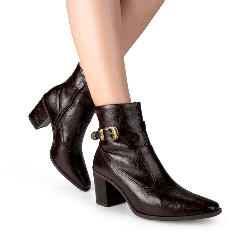 Bota Dakota de Cano Curto Feminina D2541 Café 3