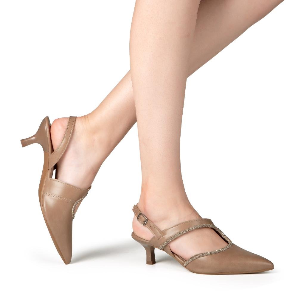 Scarpin Dakota de Salto Baixo Feminino D2371 Marrom 4