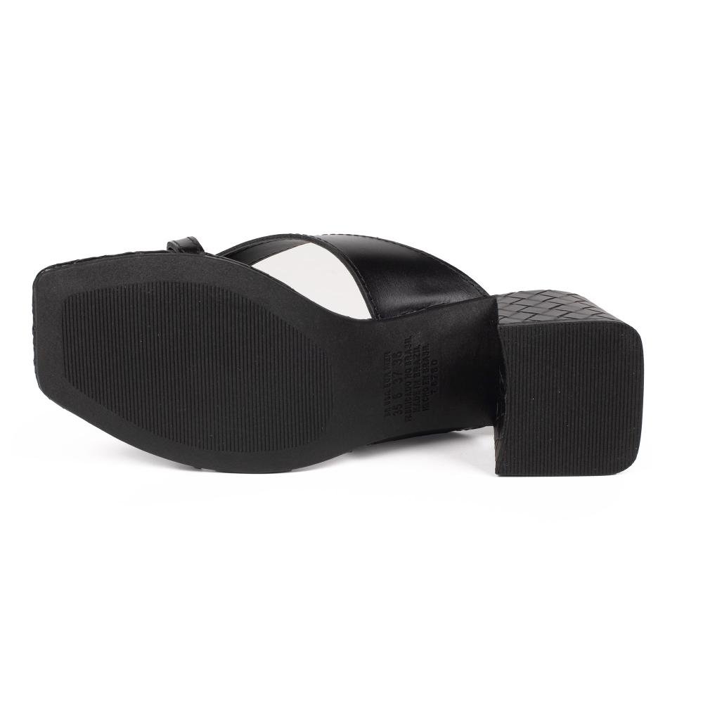 Tamanco Tanara Em Couro de Salto Bloco Feminino T9851 Preto 5
